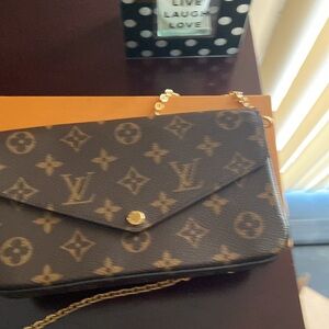 Louis Vuitton Felice Pochette New